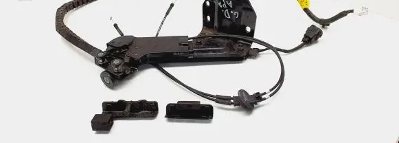 KIA Carnival Sliding door lower roller guide/hinge 916504D550