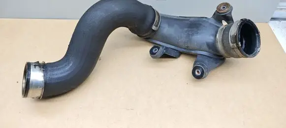 Mercedes-Benz S W221 Intercooler hose/pipe A2215200001