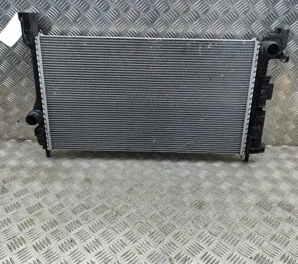 Volvo XC90 Coolant radiator 31338288