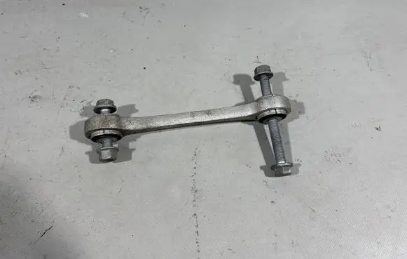 Front anti-roll bar/stabilizer link