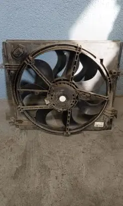 Nissan X-Trail T32 Electric radiator cooling fan M167580
