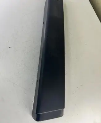 Front door glass trim molding