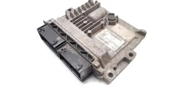 Ford Mondeo MK V Engine control unit/module DS71-12B684-XB 28520342 FS7A-12A650-CVH