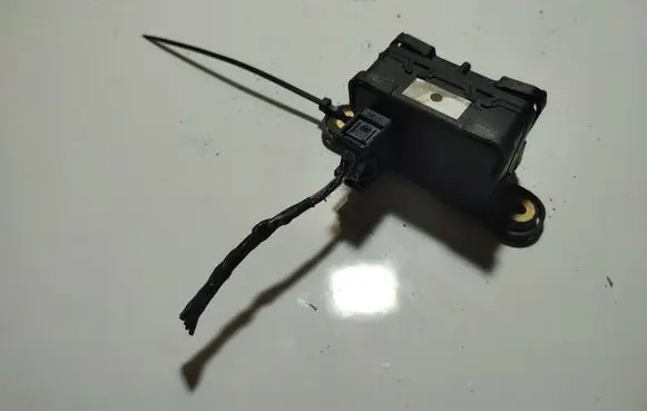 Peugeot 4007 ESP acceleration yaw rate sensor 4670A282