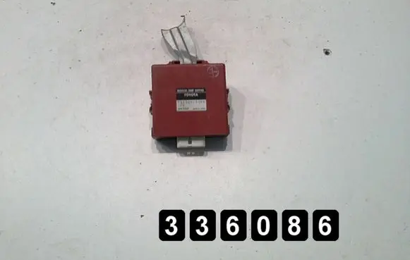 Toyota Corolla E120 E130 Engine control unit/module 151300-5700