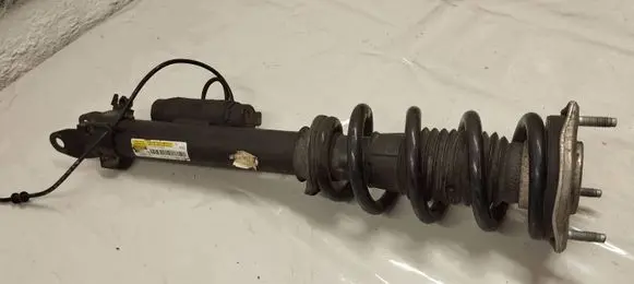 Mercedes-Benz C AMG W205 Front shock absorber/damper A2053200700 153160009