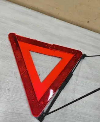 Audi A6 S6 C6 4F Emergency warning sign 4B5860251C