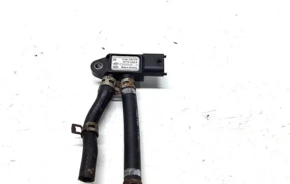 Nissan Qashqai Exhaust gas pressure sensor 0261230579 227701454R