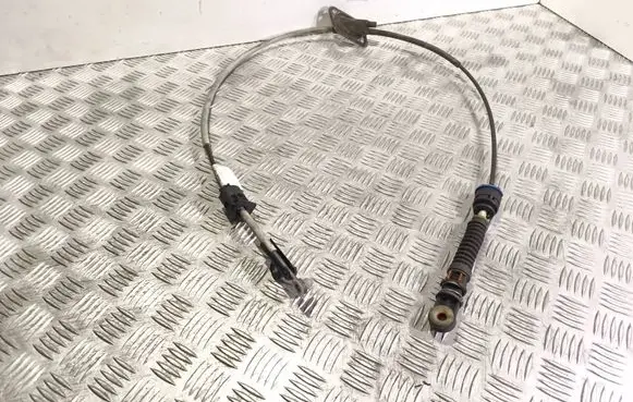 Volvo XC90 Gear shift cable linkage 30759240