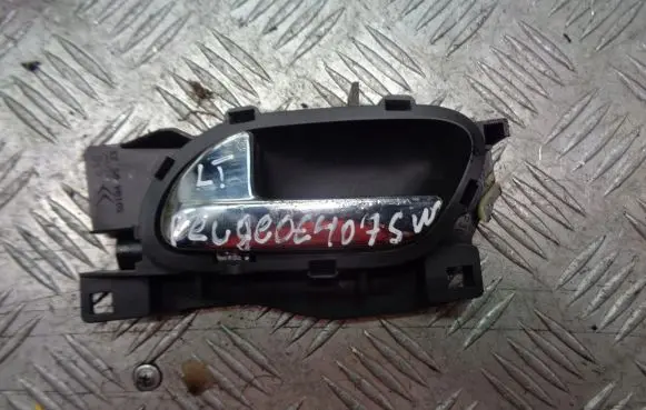 Peugeot 407 Rear door interior handle trim 