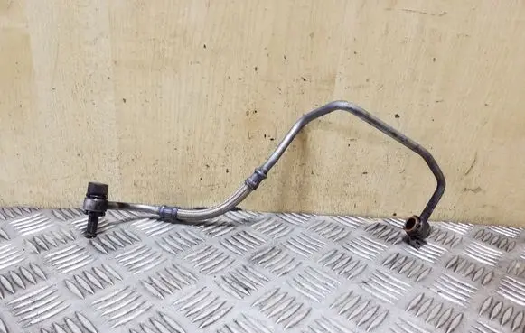 Citroen DS4 Turbo turbocharger oiling pipe/hose