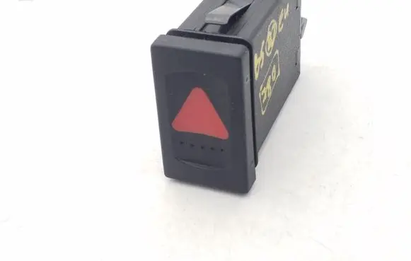 Volkswagen PASSAT B5 Hazard light switch 3B0953235B