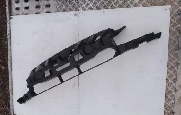 Peugeot 308 Front bumper mounting bracket 9674669077