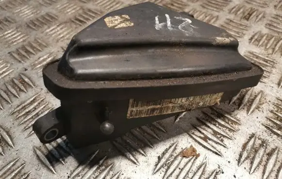 Mercedes-Benz E W211 Intake resonator 6421400087