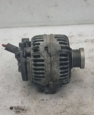 Volvo V70 Generator/alternator 8622786 0124525014