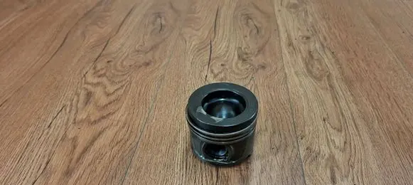 Renault Laguna III Piston 120A14373R