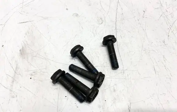 Audi A6 S6 C5 4B Nuts/bolts 