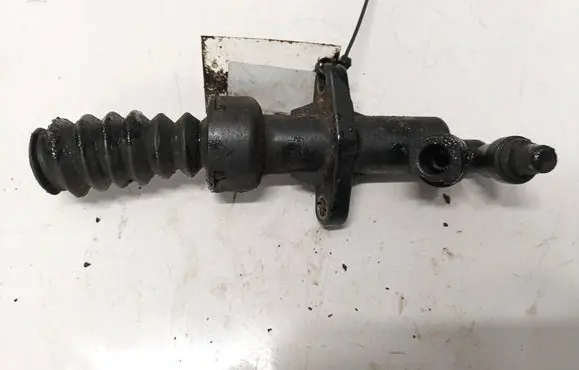 Citroen C4 I Clutch master cylinder 