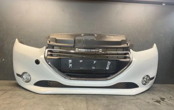 Peugeot 208 Front bumper 9672794477 9673855877