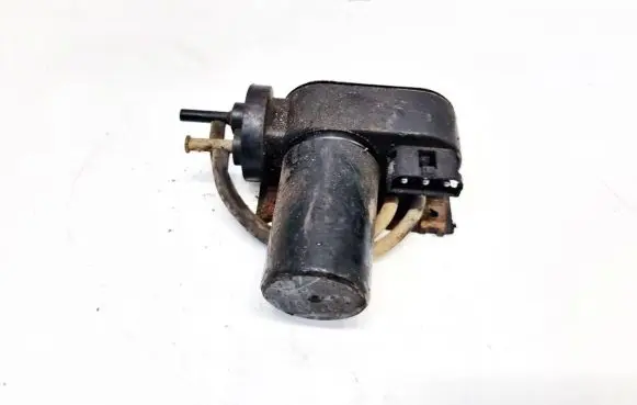 Volvo 850 Cruise control unit/module 1390903