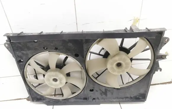 Toyota RAV 4 (XA30) Fan set 4227501372 1636328170 1636326080