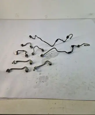 BMW 5 F10 F11 Fuel injector supply line/pipe 
