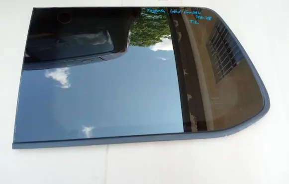 Toyota Land Cruiser (J150) Rear door window glass