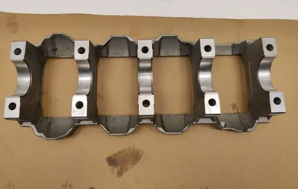 Ford Mustang VI Crankshaft Holder LM2428