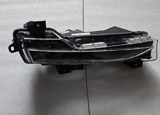 Tesla Model Y Front fog light 1624798-00-A 162479800A 1624798