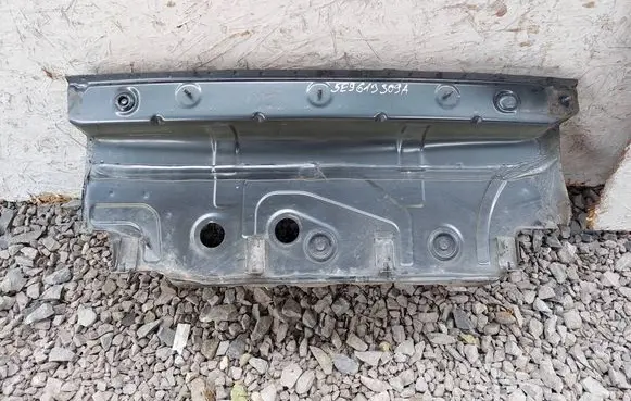 Skoda Octavia Mk3 (5E) Trunk/boot trim cover 5E9813301A