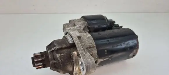 Volkswagen Golf V Starter motor 02M911023G