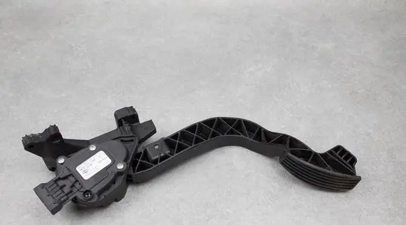 Alfa Romeo Giulietta Accelerator throttle pedal 505212680 6PV010175