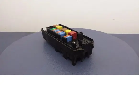Opel Signum Fuse box set 13187505