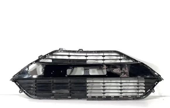 Toyota Aygo AB40 Front bumper lower grill 531120H170