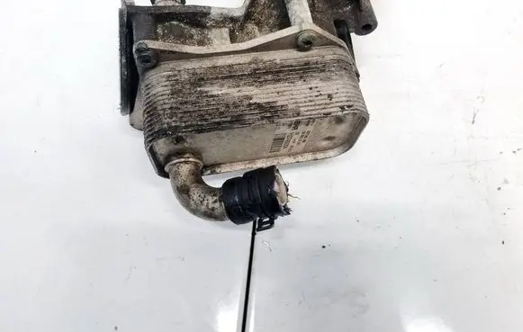 Engine oil radiator