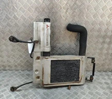 Mitsubishi Pajero Intercooler radiator MD158600