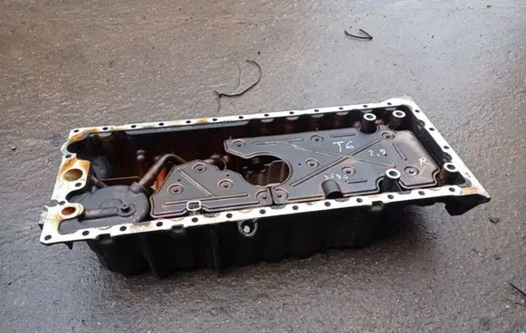 Volvo XC90 Oil sump
