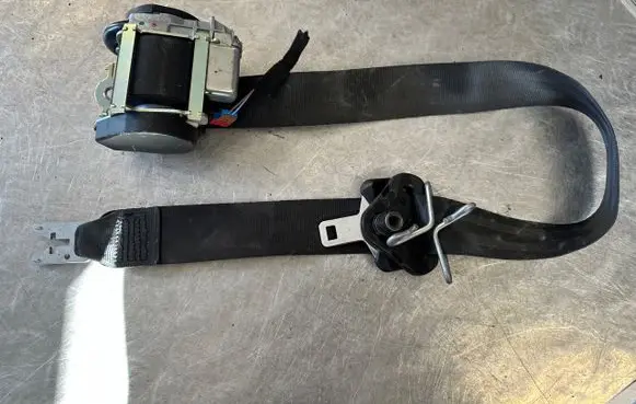 Renault Scenic III - Grand scenic III Front seatbelt