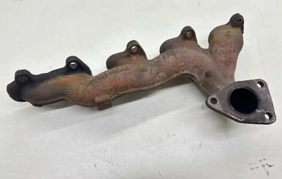 Audi A8 S8 D3 4E Exhaust manifold 057253033AB