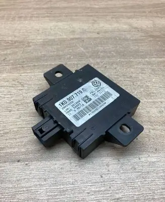 Audi A3 S3 8P Alarm control unit/module 1K0907719 28024256