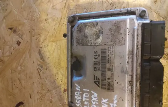 Volkswagen Sharan Engine control unit/module 038906019PA 0281012932