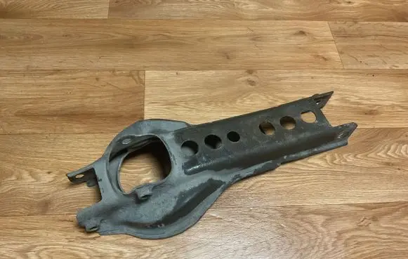 Volvo V70 Rear control arm 