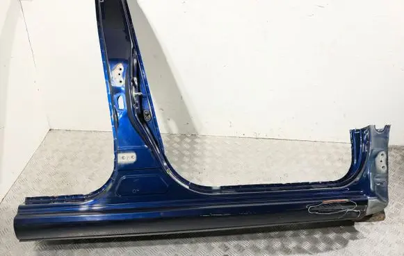 Toyota Auris 150 Pillar (middle) 6131102140 6140302050
