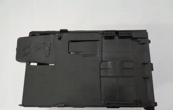 Citroen C4 II Battery box tray 9687472580