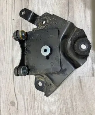 Toyota Hilux VIII ABS pump bracket 