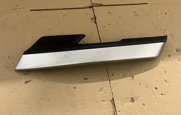 Toyota Auris E180 (A) pillar trim 7463002030 7463002040