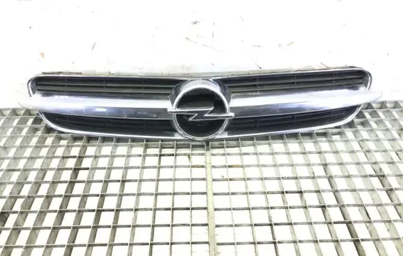 Opel Signum Front grill