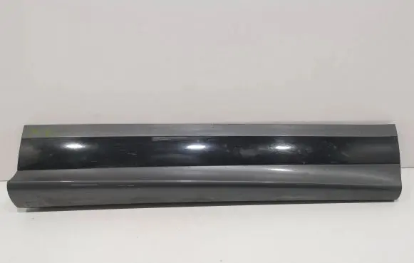 Land Rover Evoque II Front door trim (molding) K8D2-21064-C