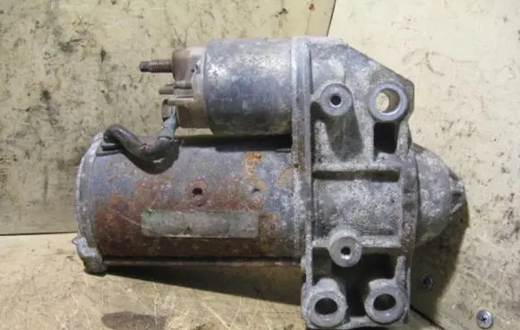 Renault Espace III Starter motor VALEOD7R17