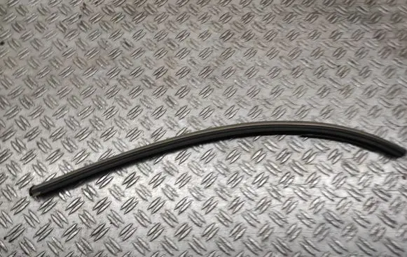 Mini Cooper Countryman R60 Rear side glass trim 9803780